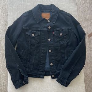 Levi’s black denim jacket with stretch